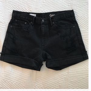 Gap - sexy boyfriend shorts